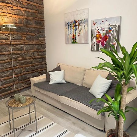 Apartment Alfonzetti-5 Min Walk To Central Train And Bus Station Catania Esterno foto