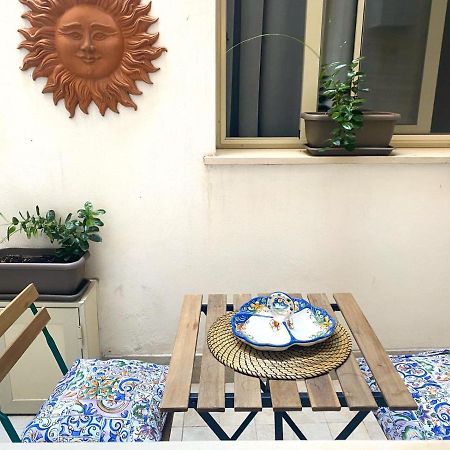 Apartment Alfonzetti-5 Min Walk To Central Train And Bus Station Catania Esterno foto